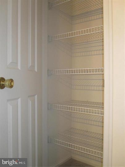 GATES OF MCLEAN - Residential Lease