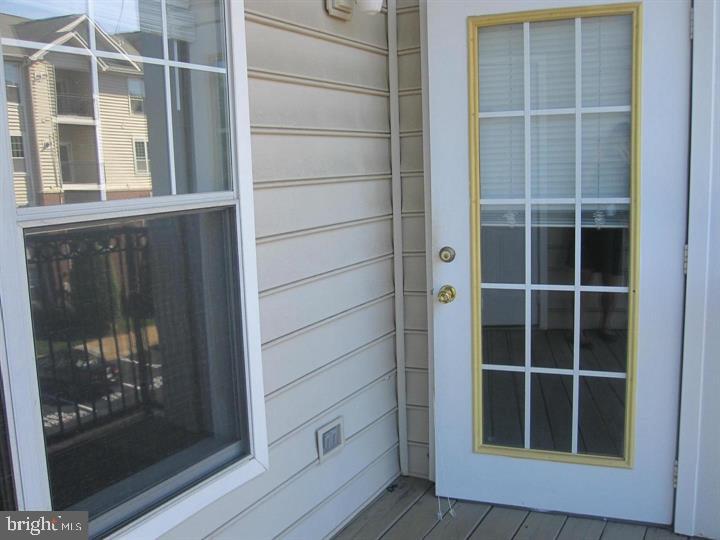 GATES OF MCLEAN - Residential Lease