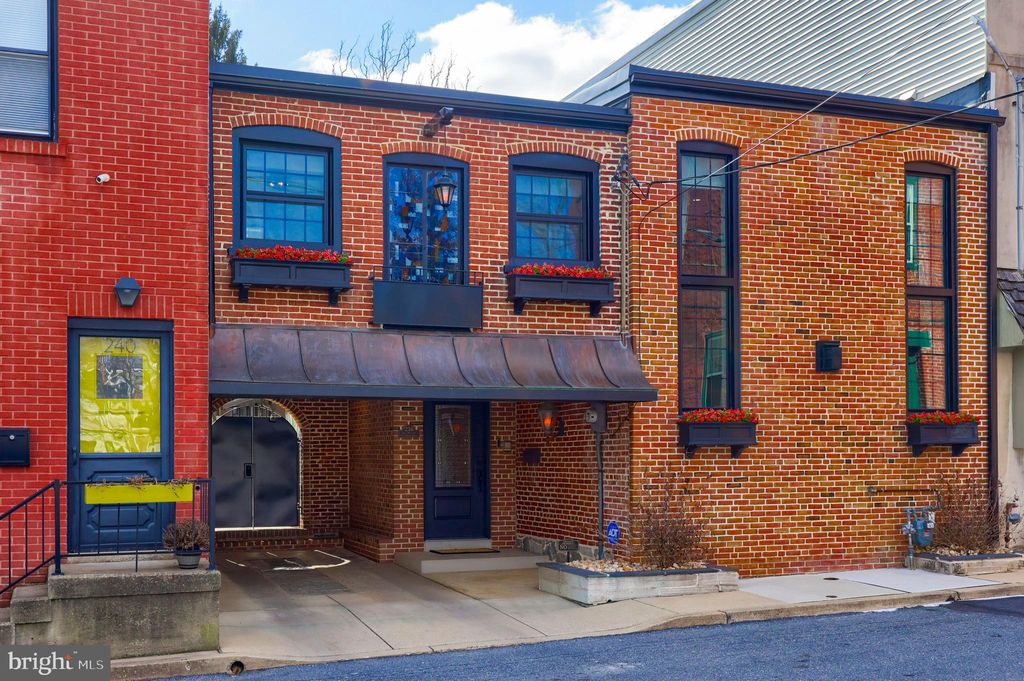 Photo of 236 E Fulton Street, LANCASTER, PA 17602 (MLS # PALA2064744)