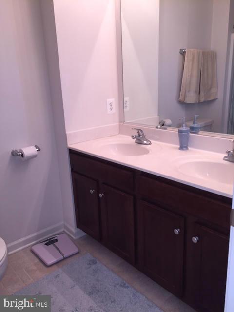 LAKELAND PLACE - Residential