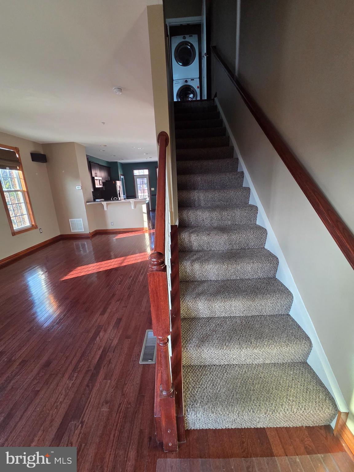 O'DONNELL SQUARE - Residential Lease