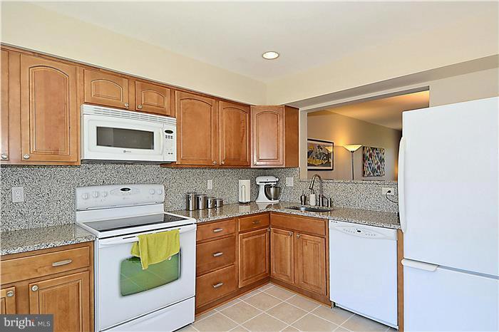 STONEHENGE - Residential