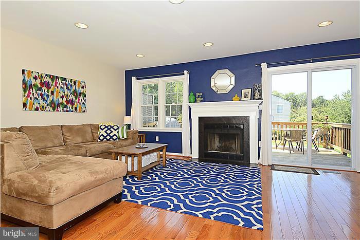 STONEHENGE - Residential