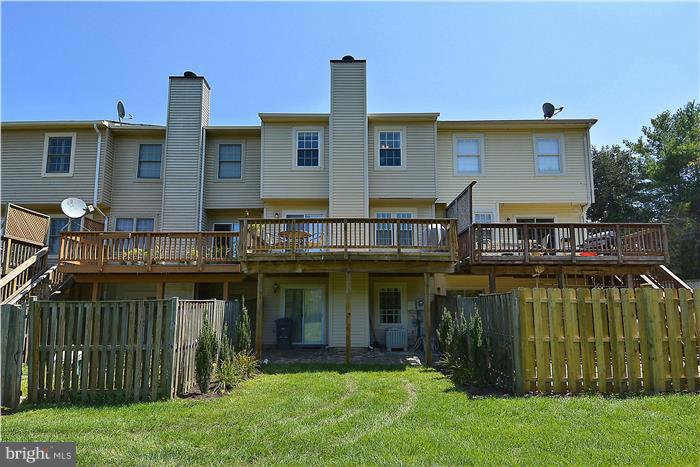 STONEHENGE - Residential