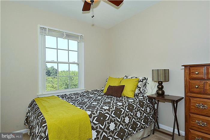 STONEHENGE - Residential