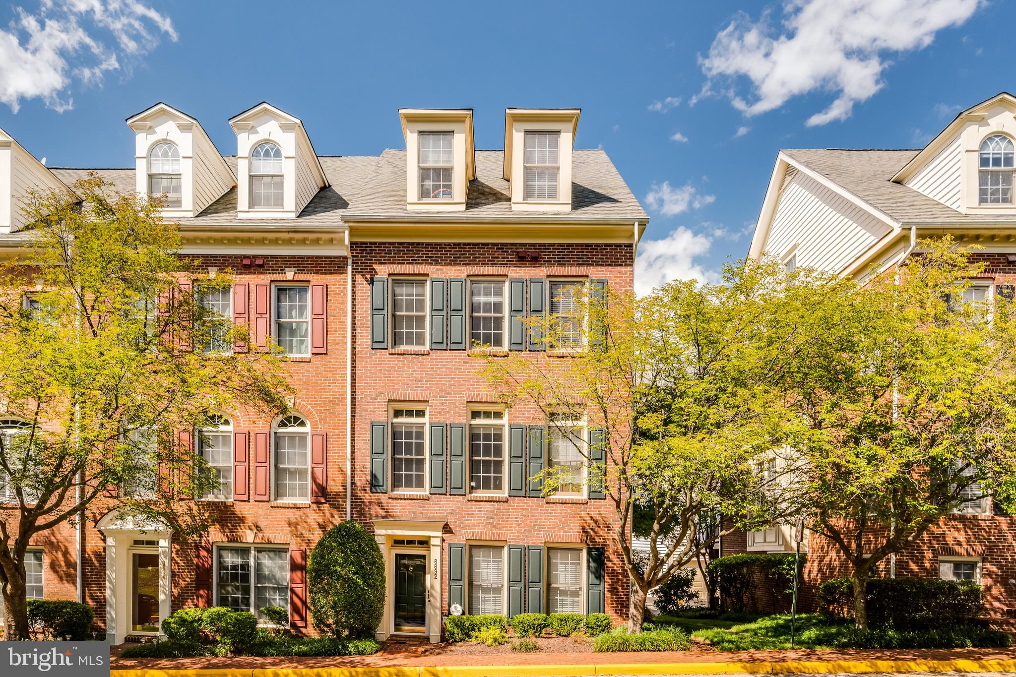 TYSONS VILLAGE - Residential