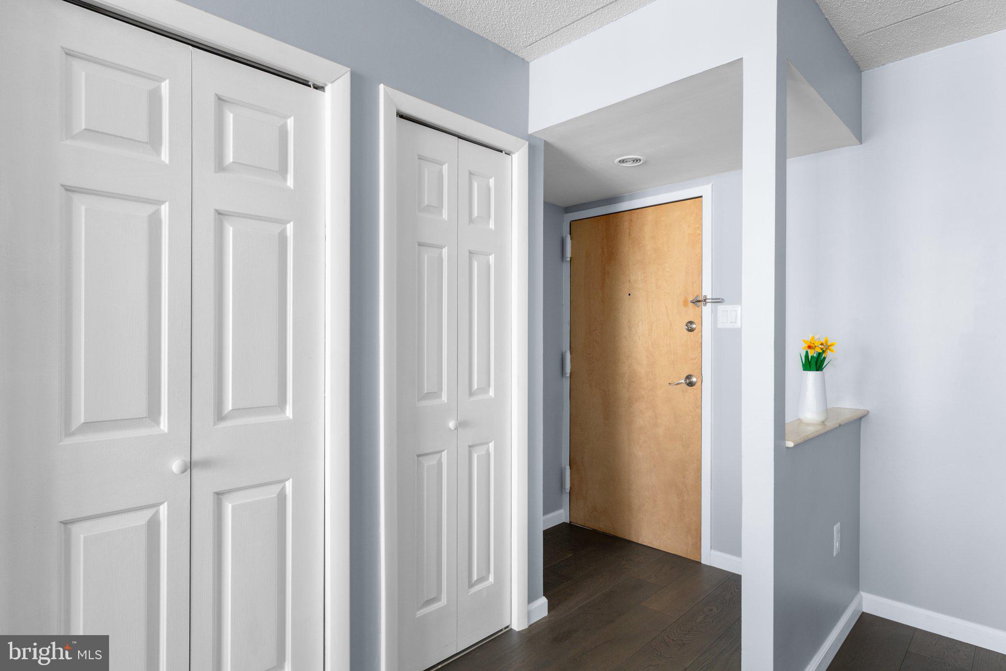 SENTINEL OF LANDMARK - Residential