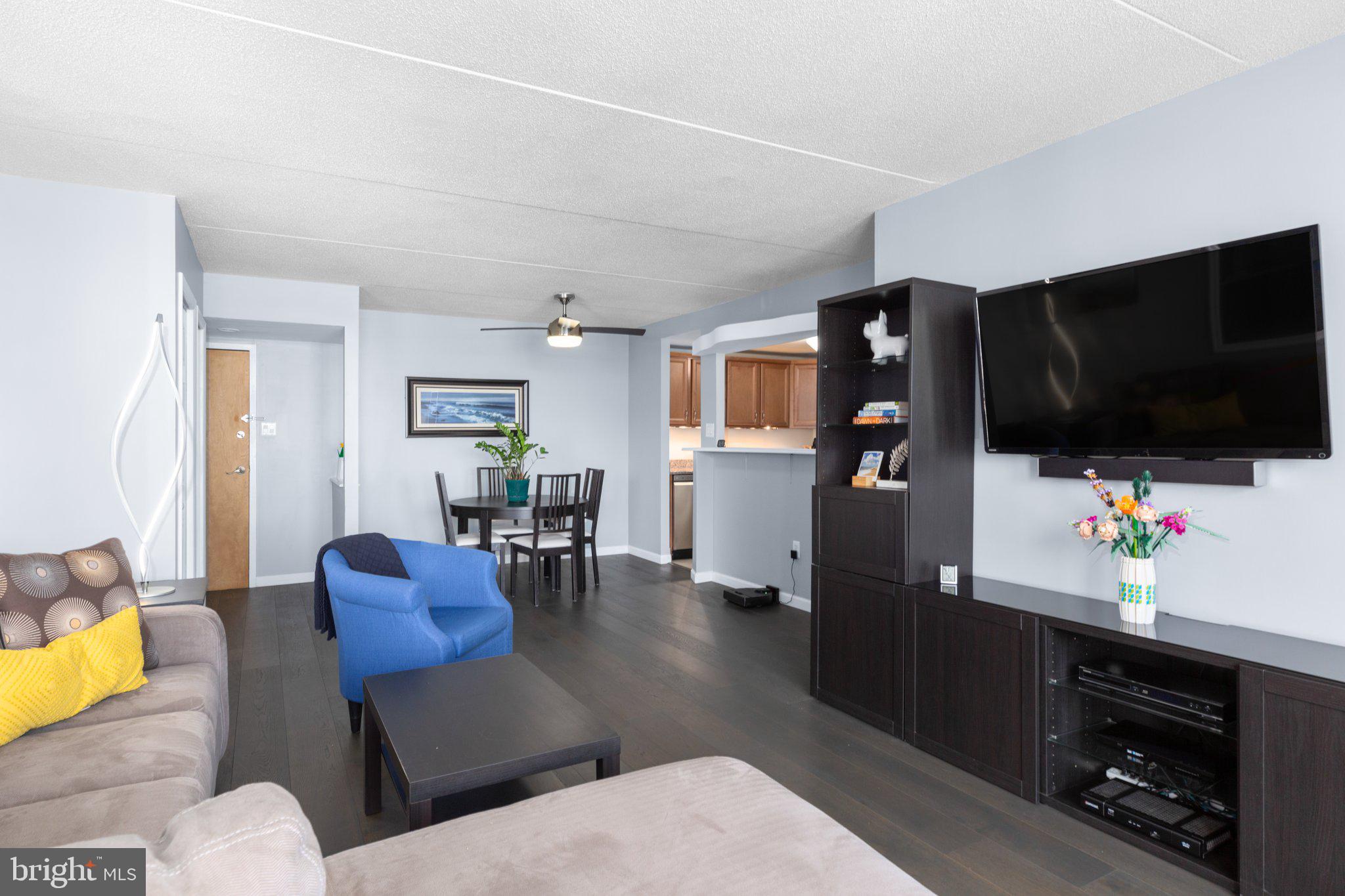 SENTINEL OF LANDMARK - Residential