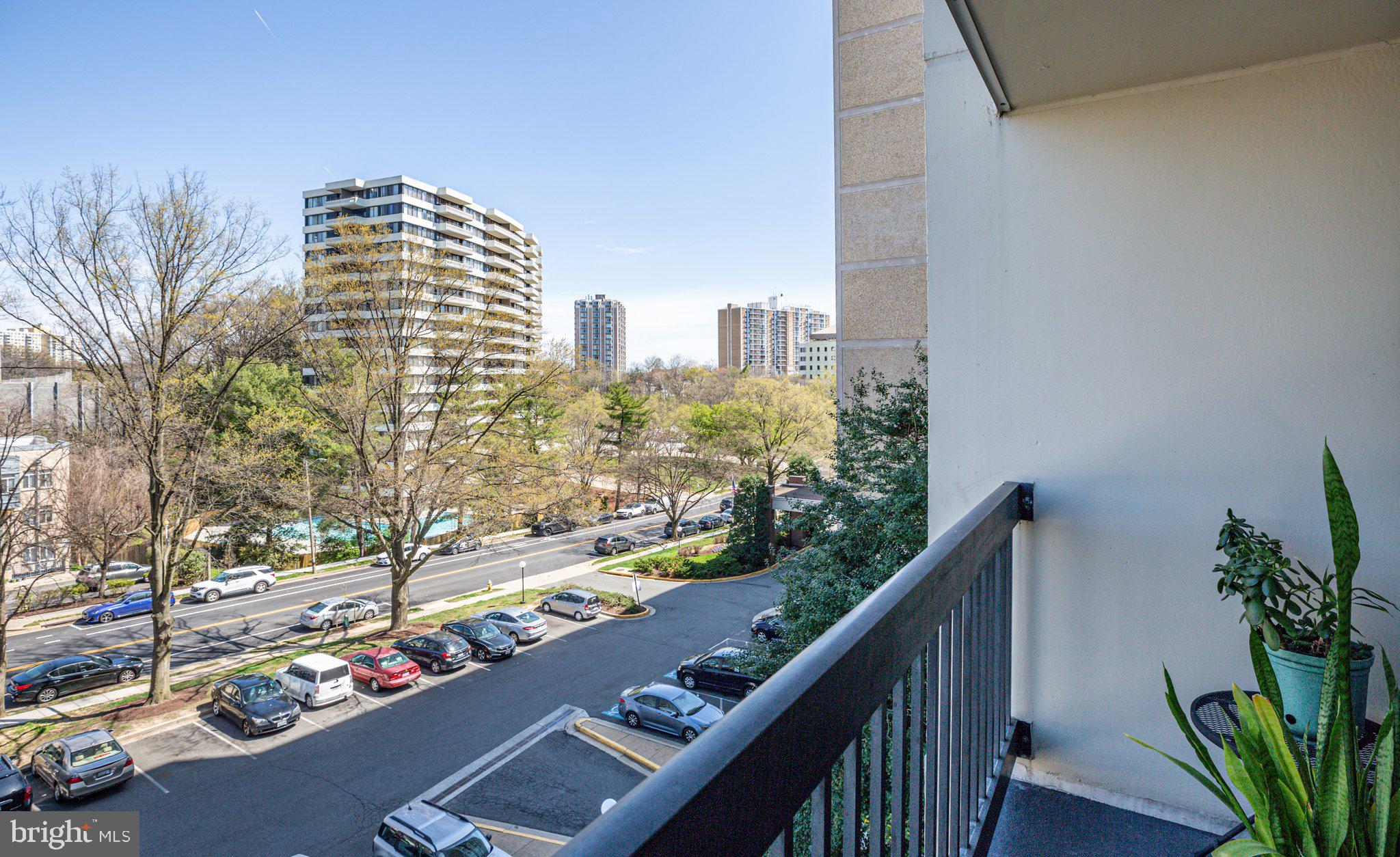 SENTINEL OF LANDMARK - Residential