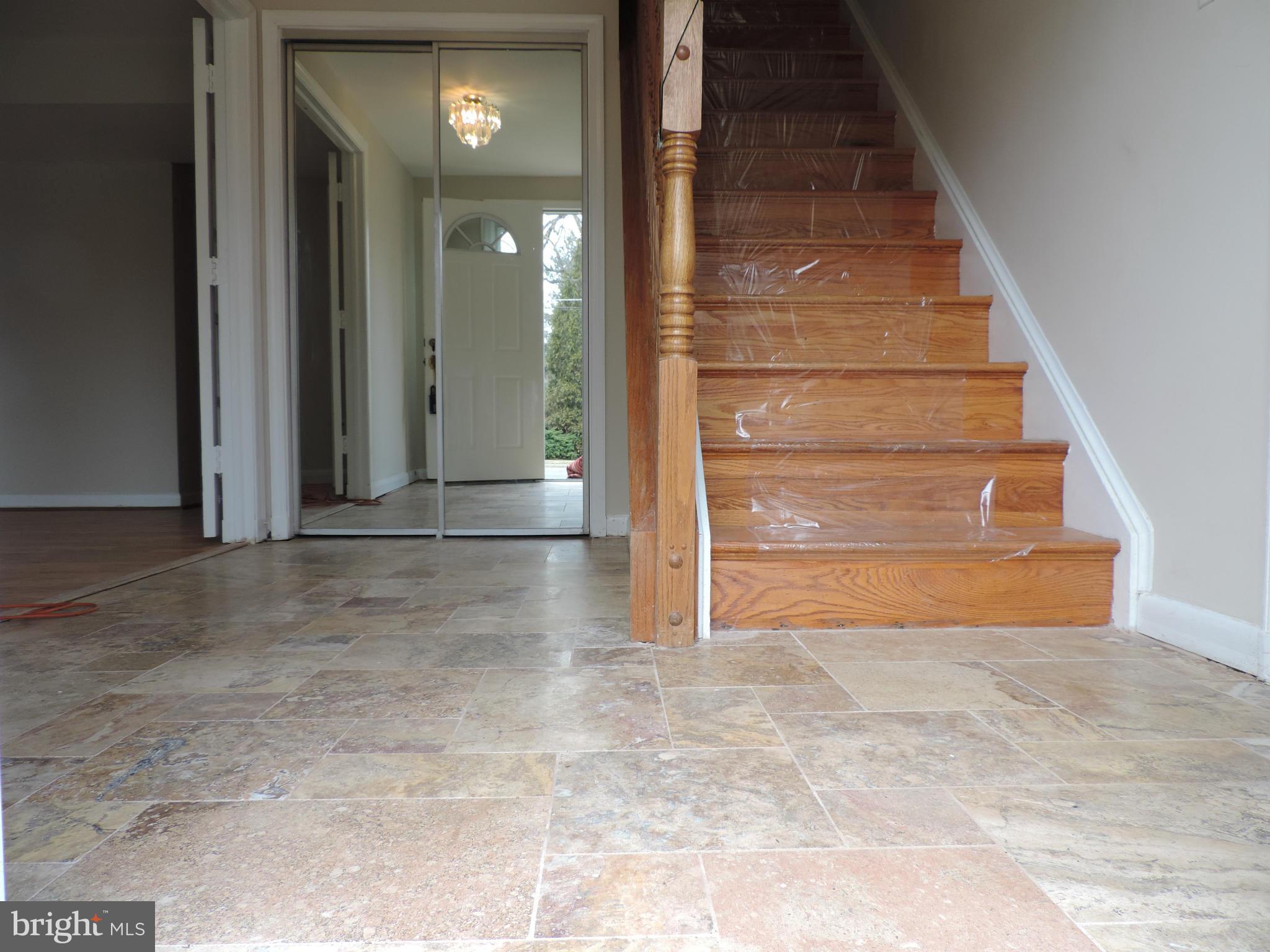 ROSEMONT - Residential Lease