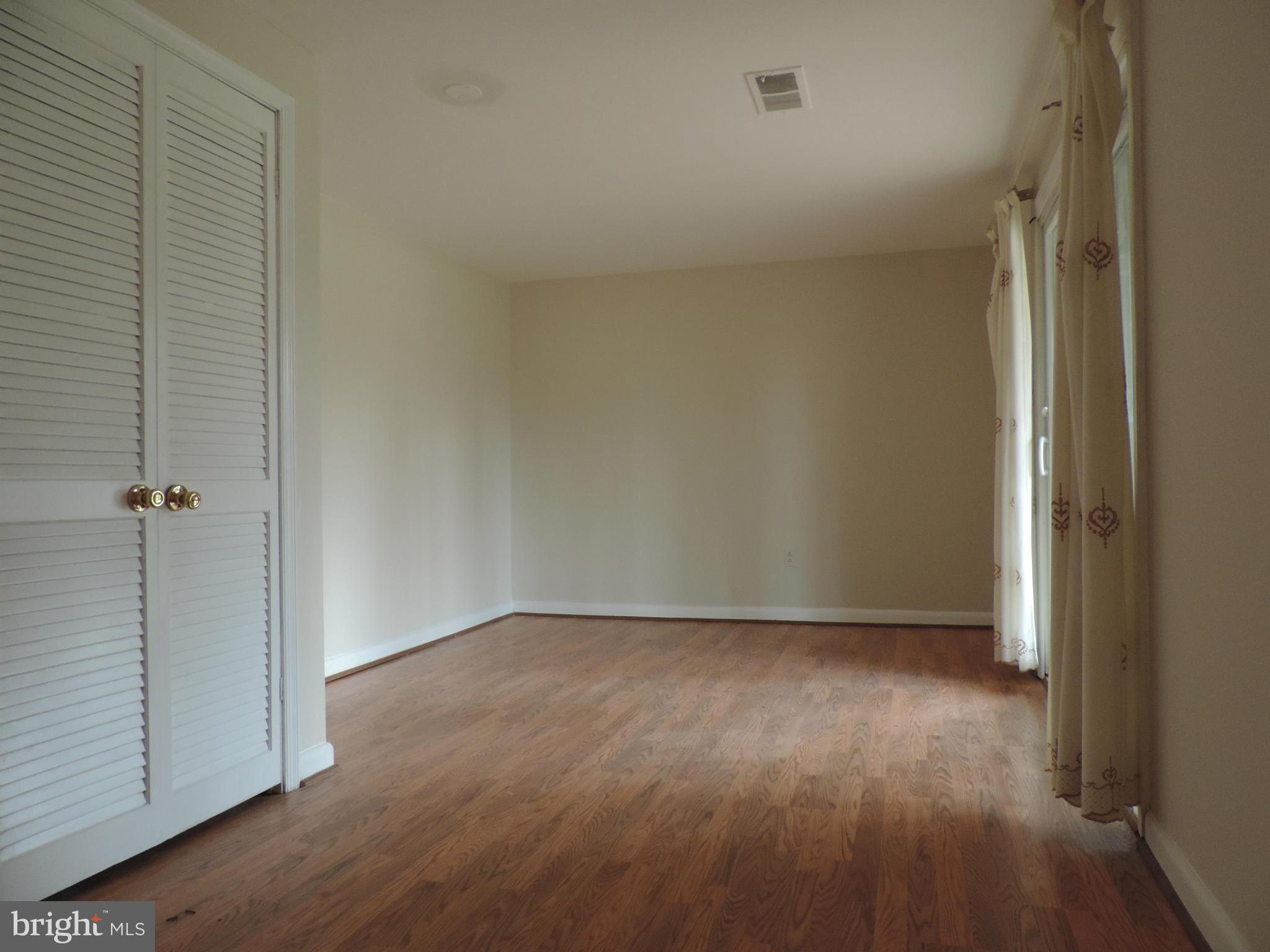 ROSEMONT - Residential Lease