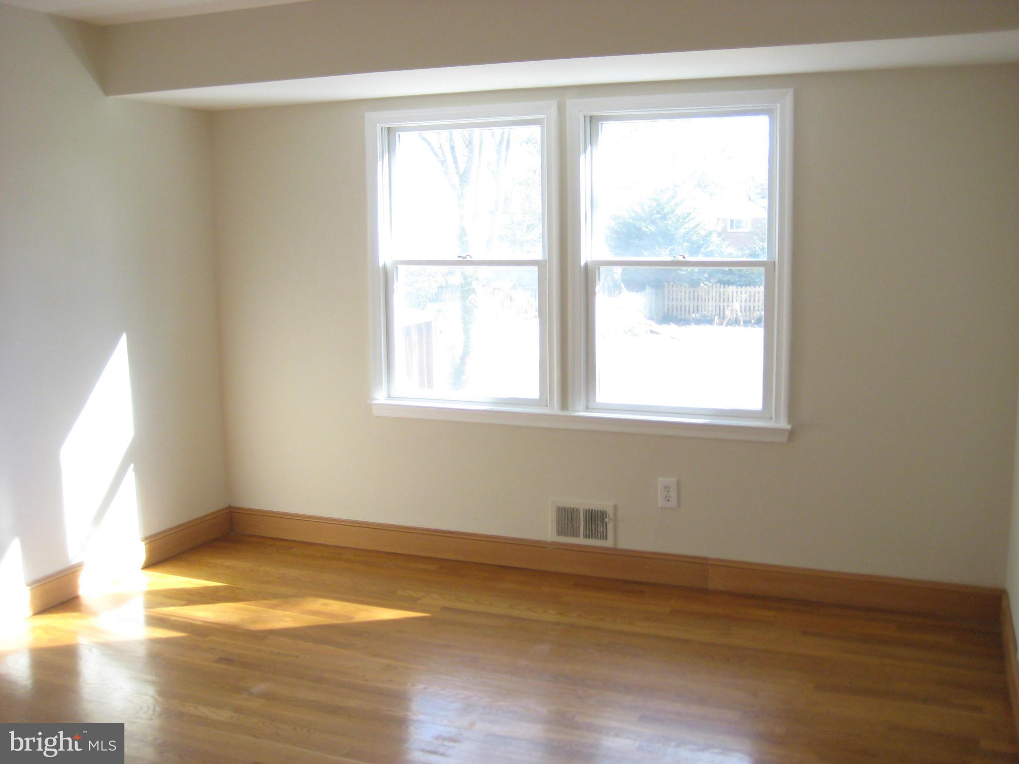 ROSEMONT - Residential Lease