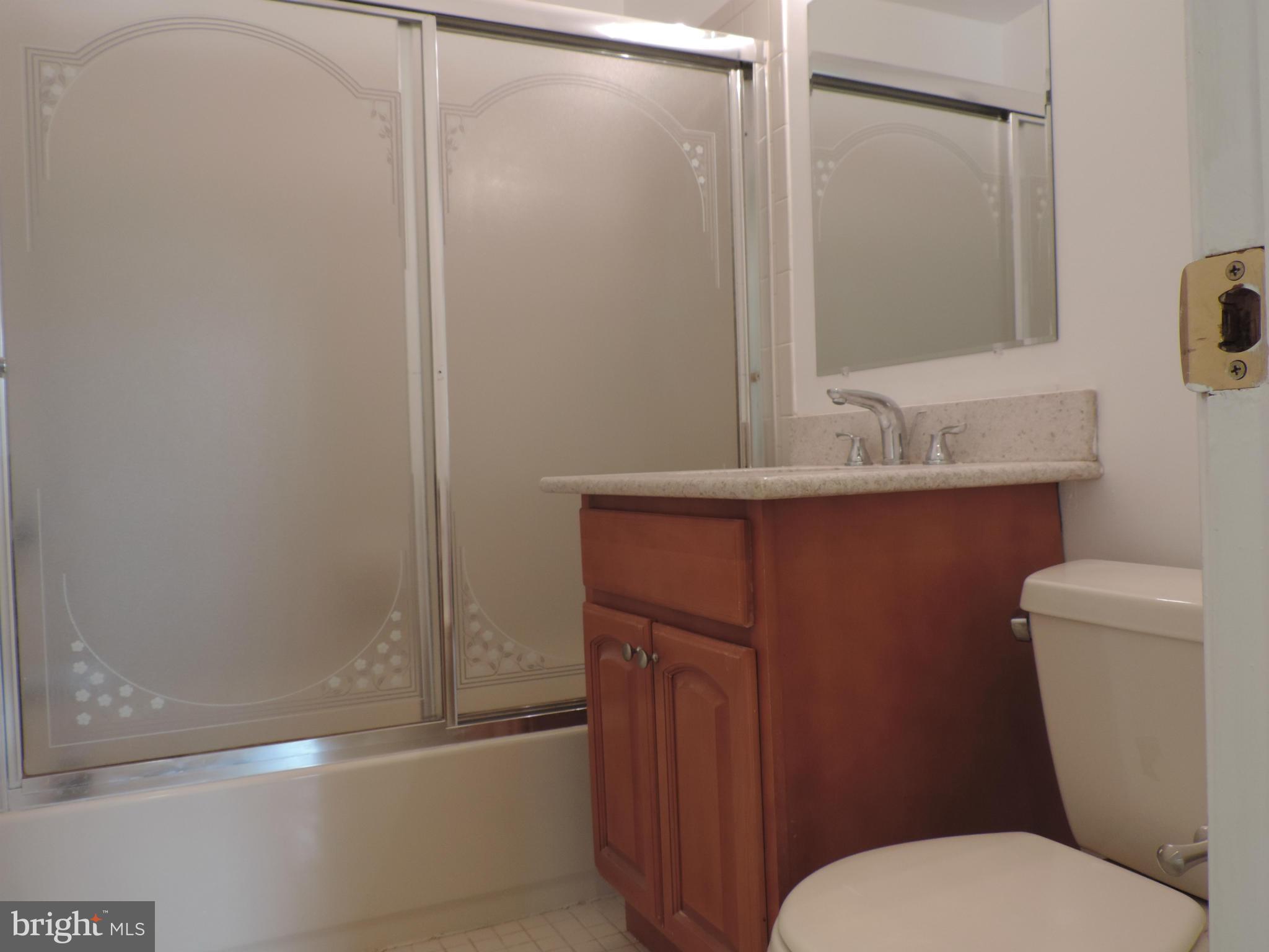 ROSEMONT - Residential Lease