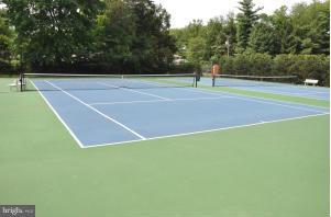 ROSEMONT - Residential Lease