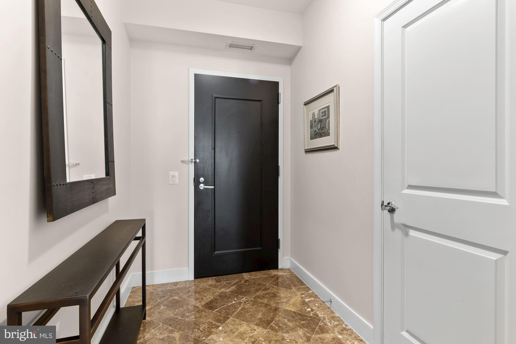 LIONSGATE - Residential