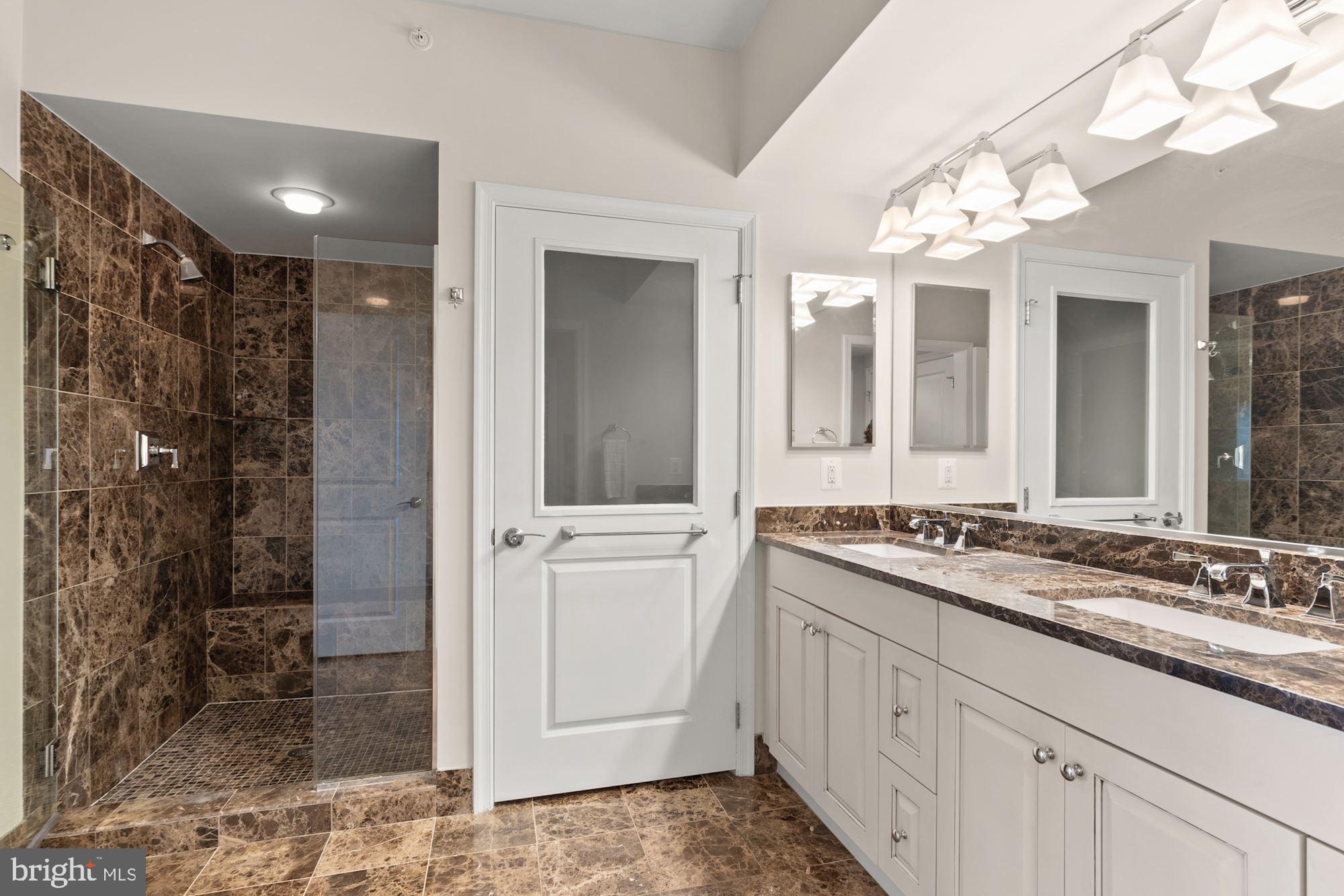 LIONSGATE - Residential