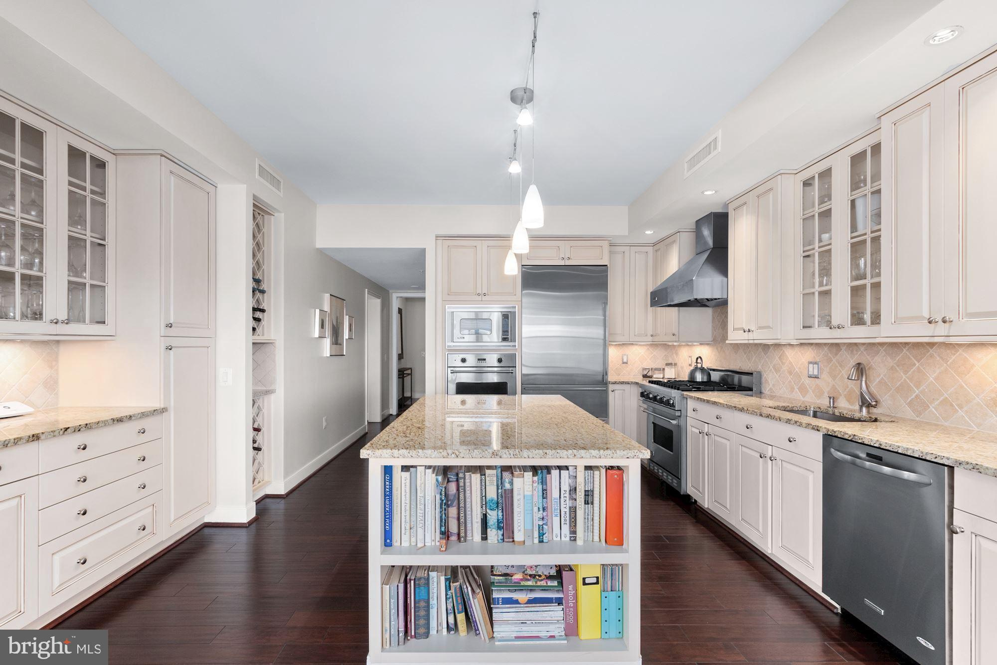 LIONSGATE - Residential