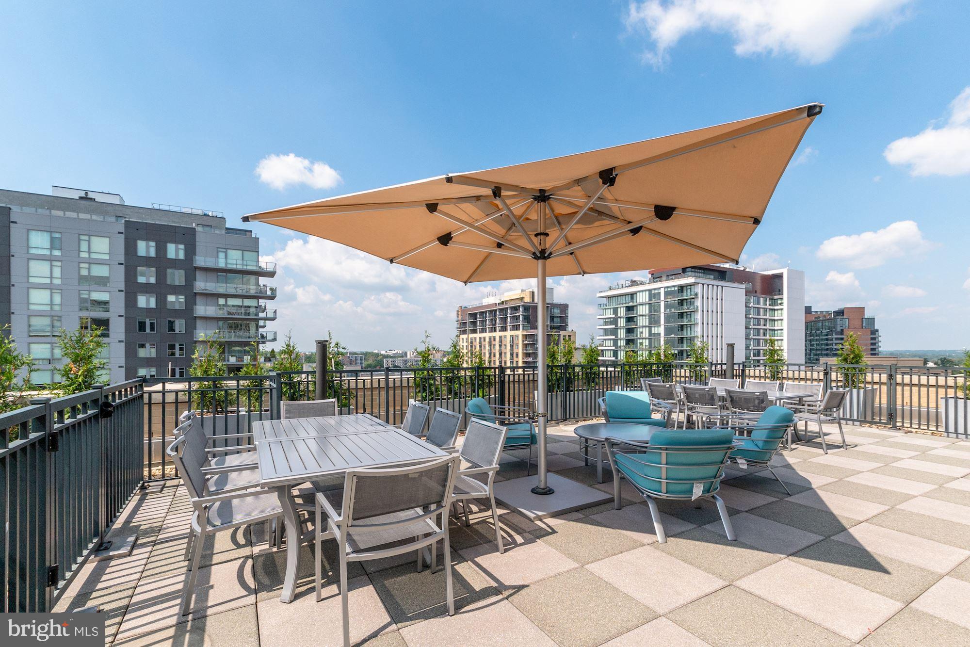 LIONSGATE - Residential