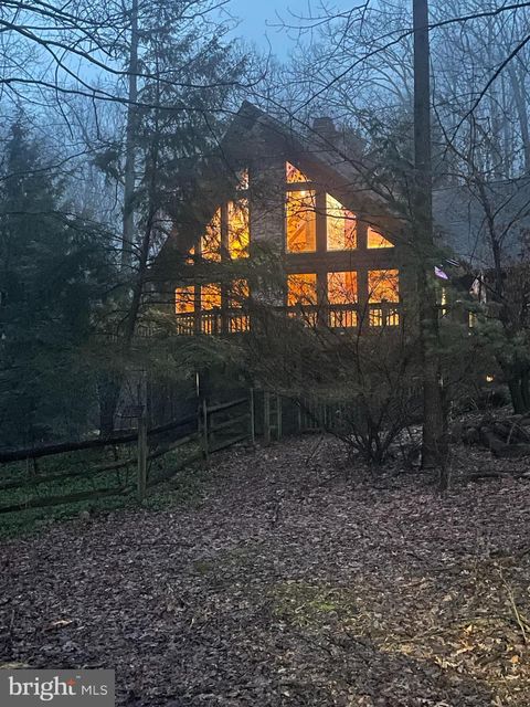 Photo of 506 Hemlock Lane, LEBANON, PA 17042 (MLS # PALN2024946)