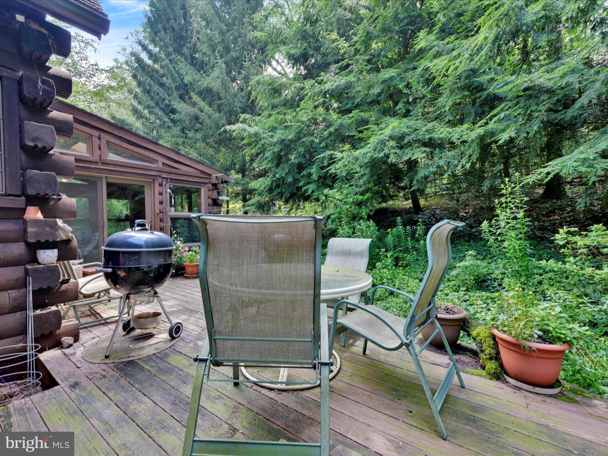 SPRING HILL ACRES - Residential