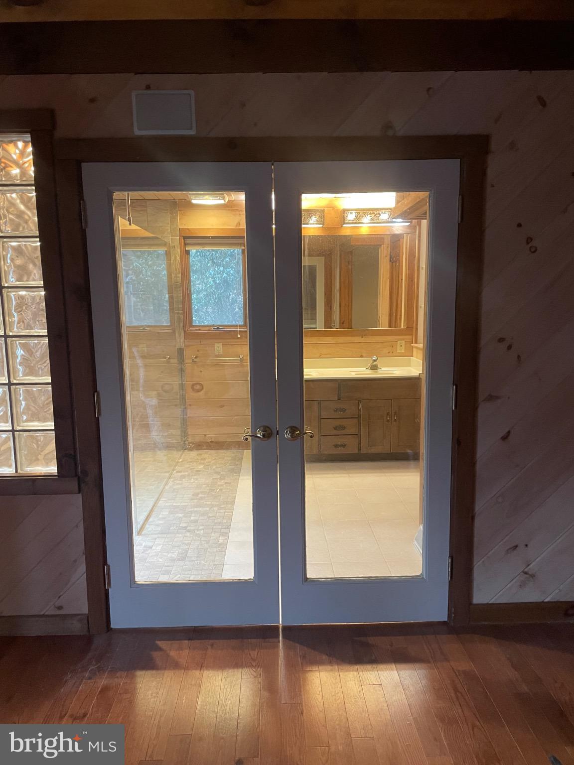 SPRING HILL ACRES - Residential