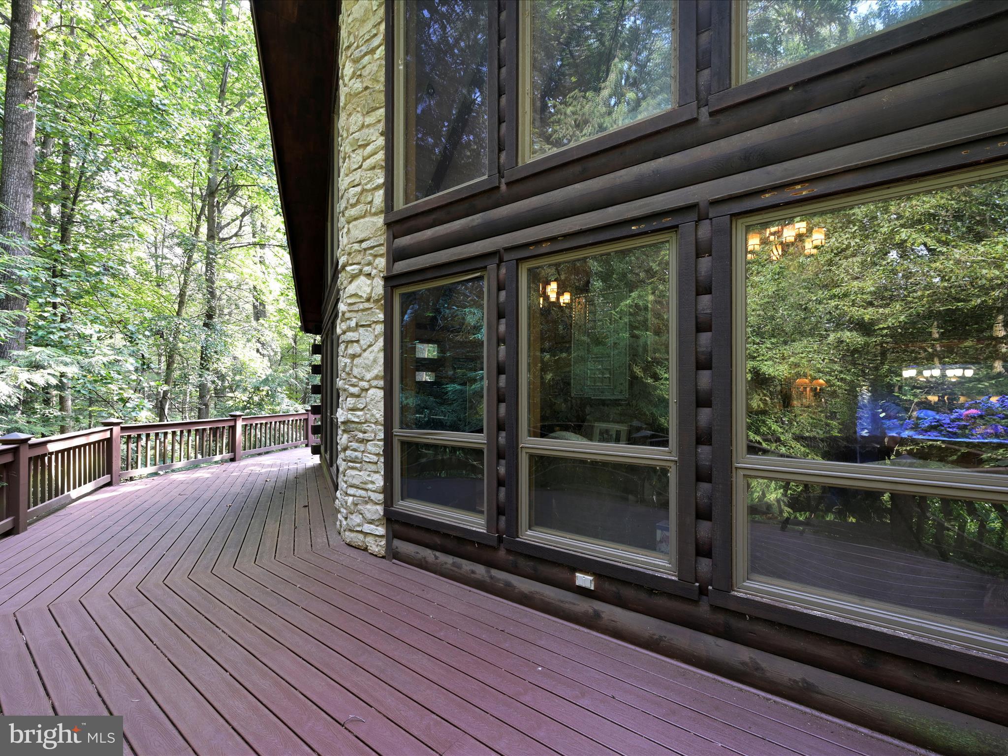 SPRING HILL ACRES - Residential