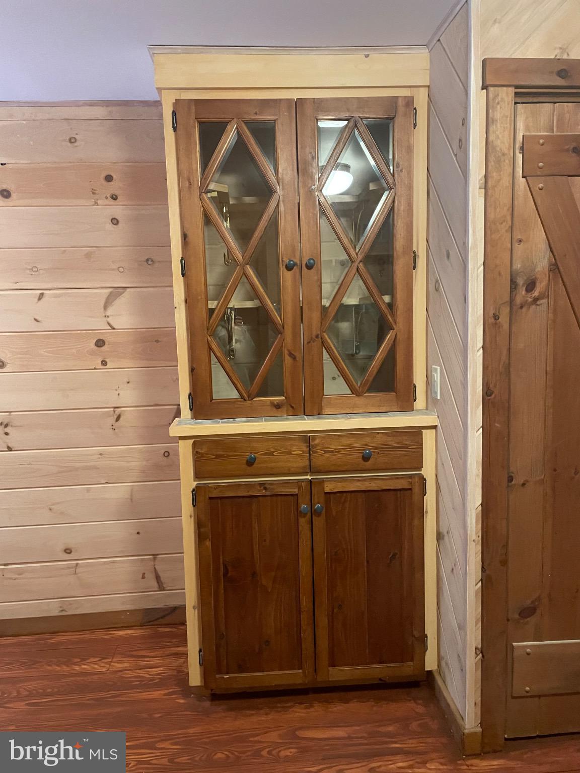 SPRING HILL ACRES - Residential