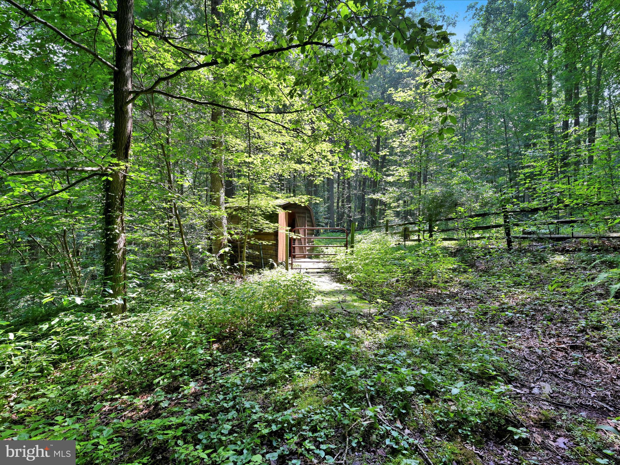 SPRING HILL ACRES - Residential