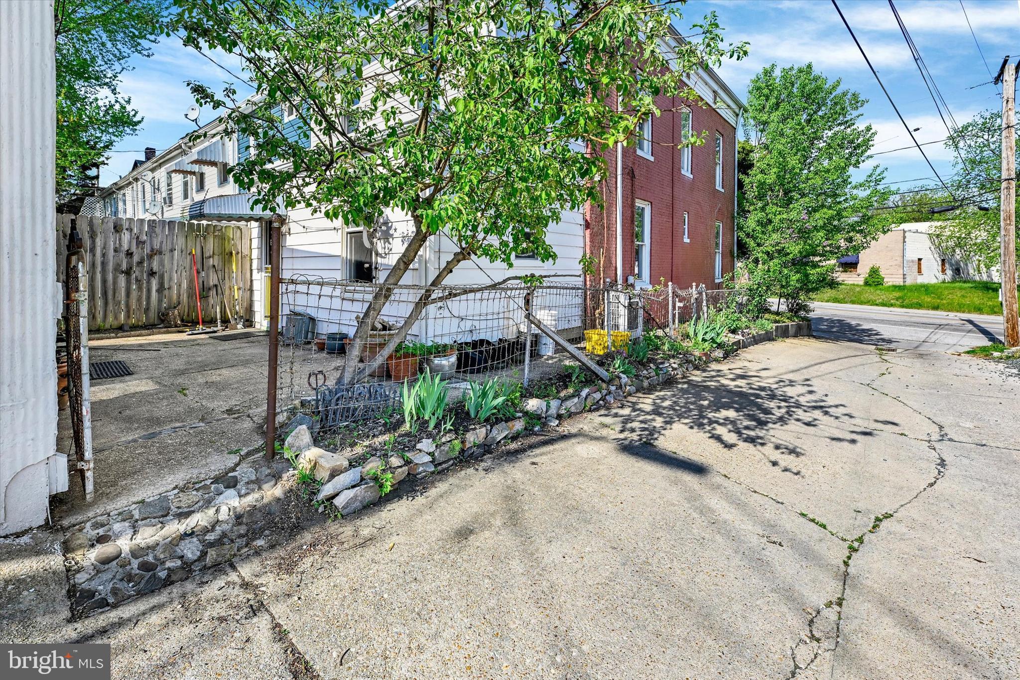 WOODBERRY - Residential