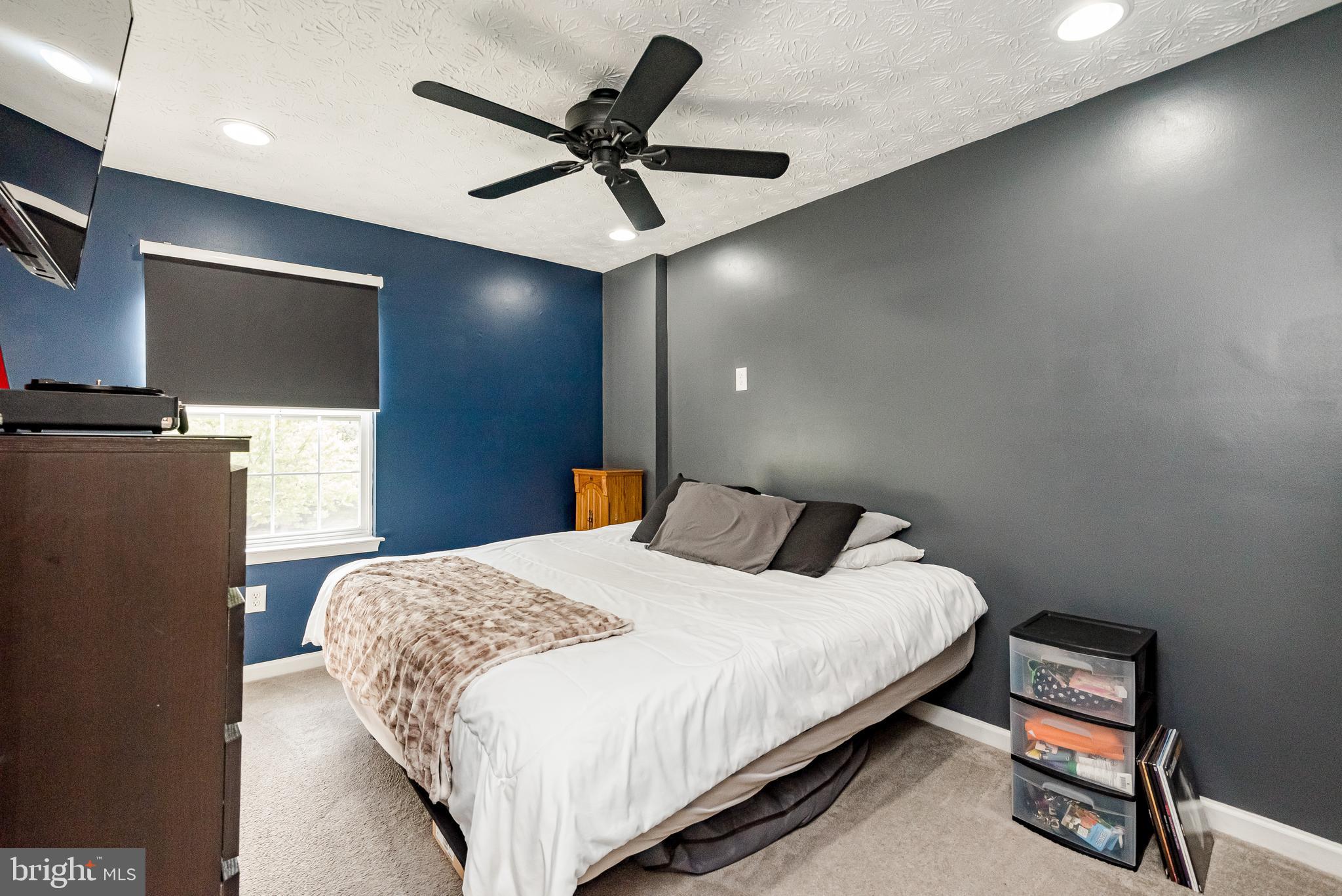 FARMINGTON VILLAGE - Residential