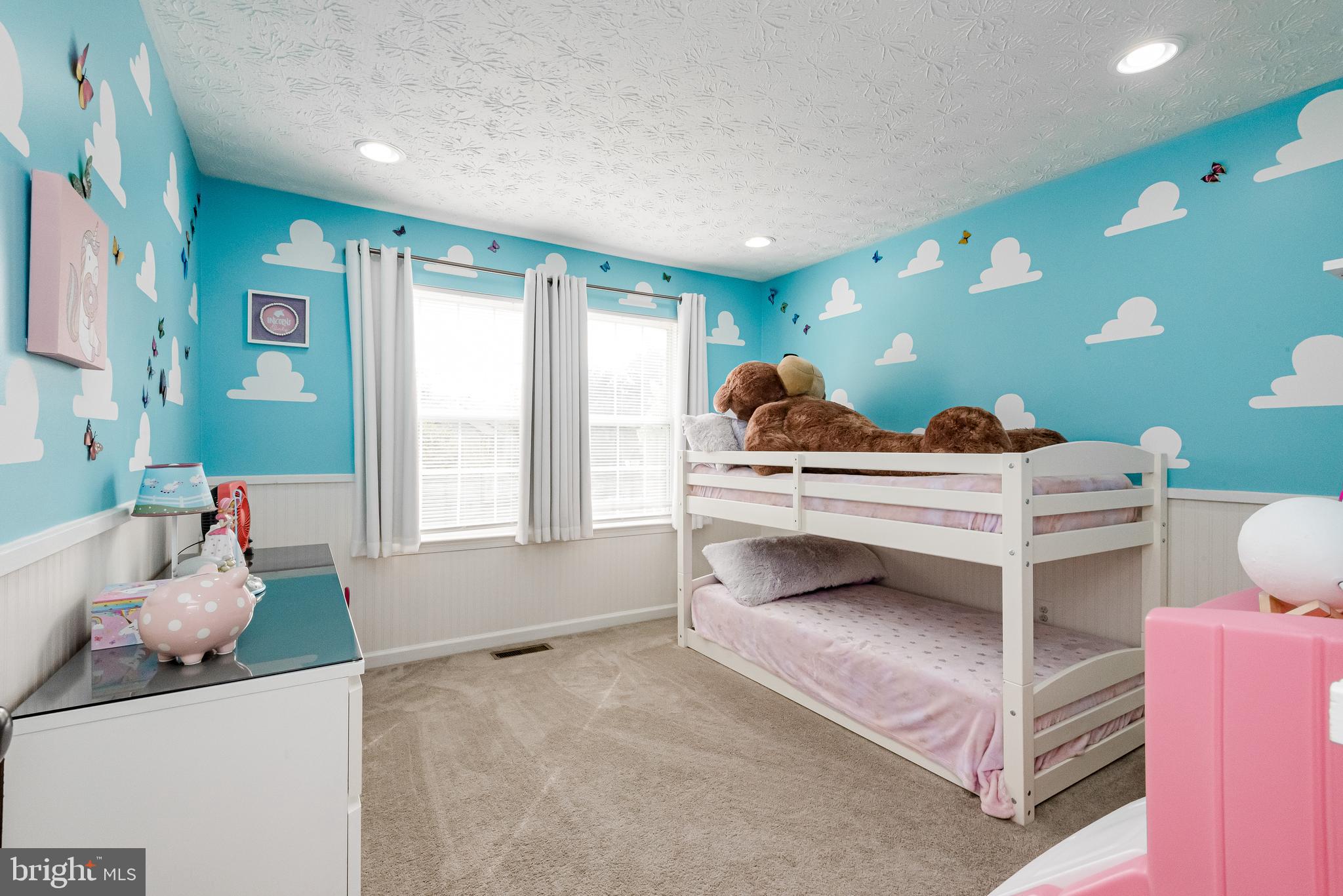 FARMINGTON VILLAGE - Residential