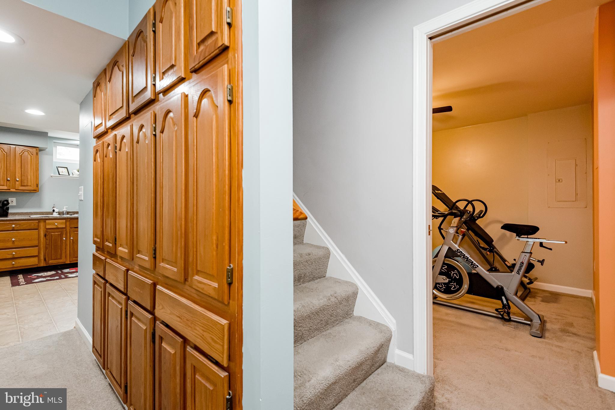 FARMINGTON VILLAGE - Residential