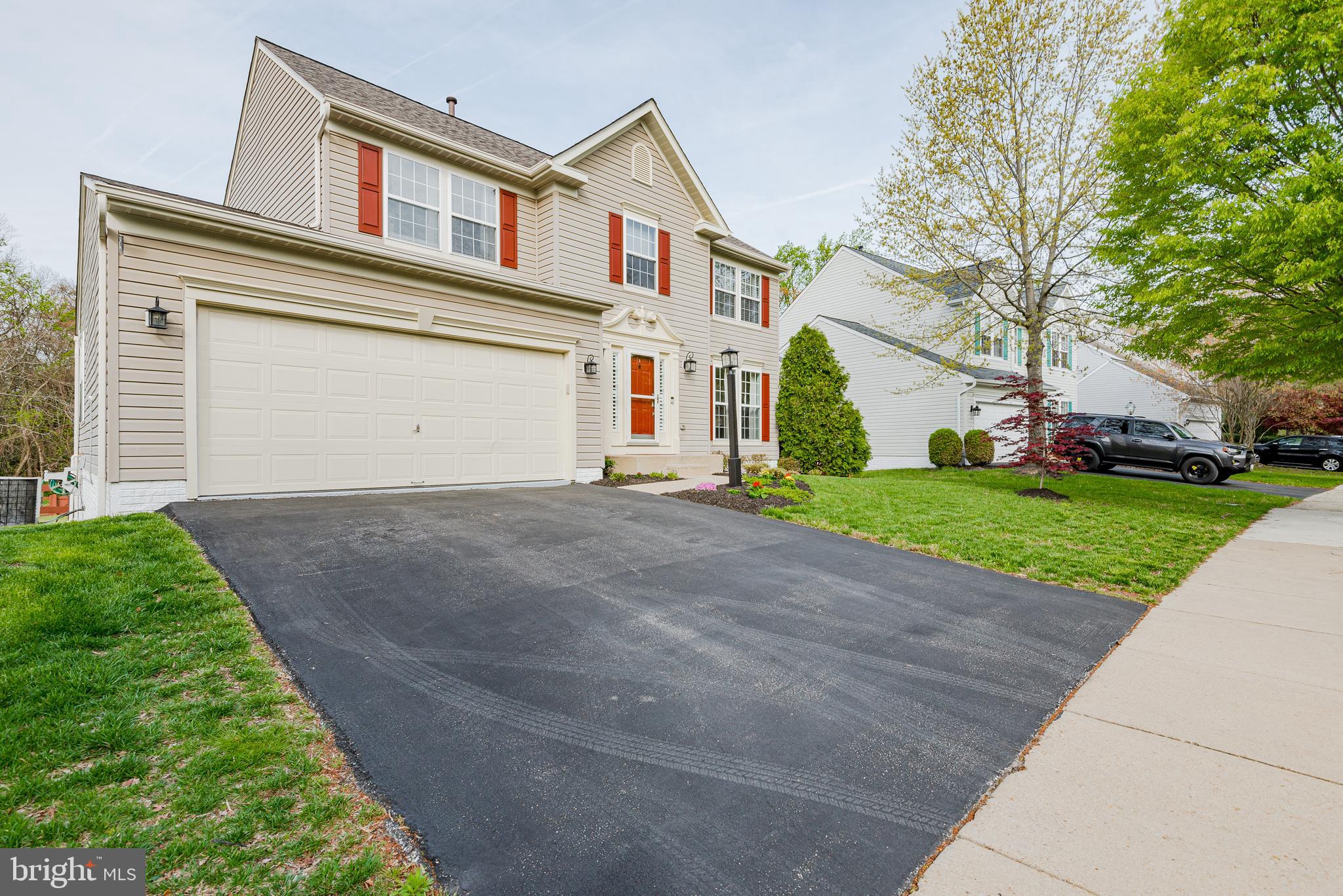 FARMINGTON VILLAGE - Residential