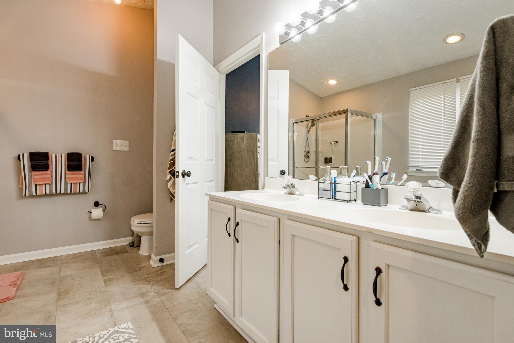 FARMINGTON VILLAGE - Residential