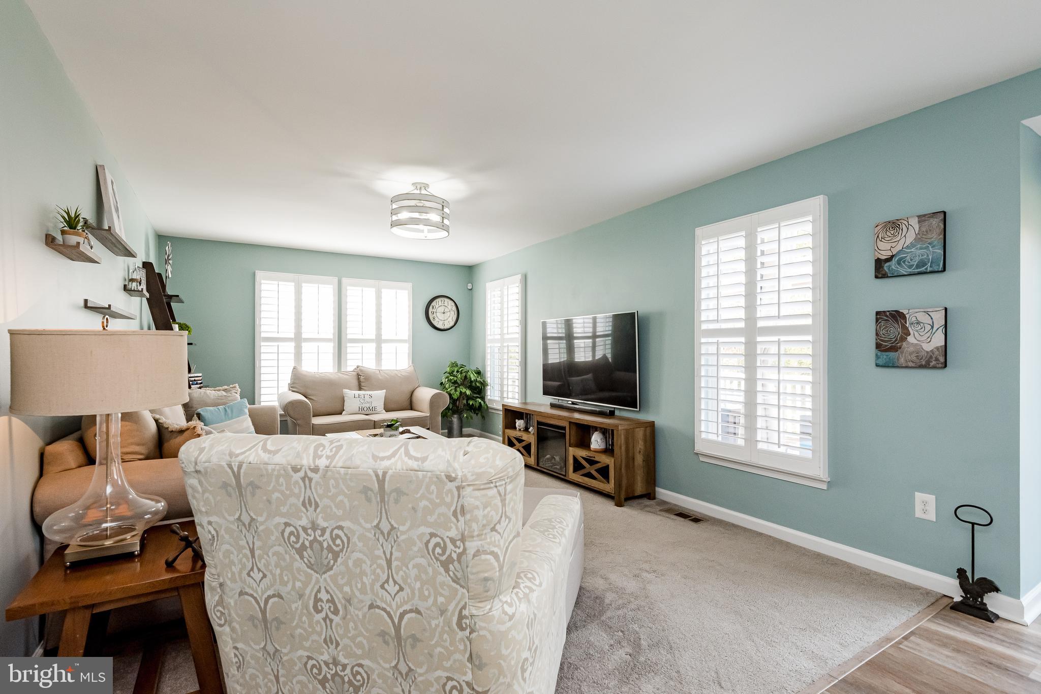 FARMINGTON VILLAGE - Residential