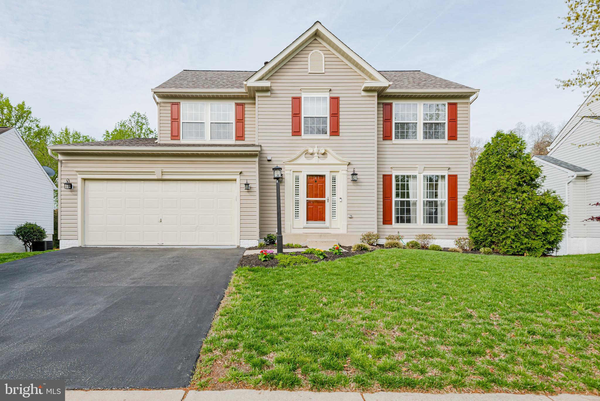 FARMINGTON VILLAGE - Residential