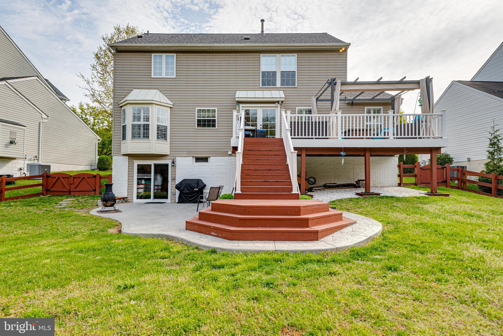 FARMINGTON VILLAGE - Residential