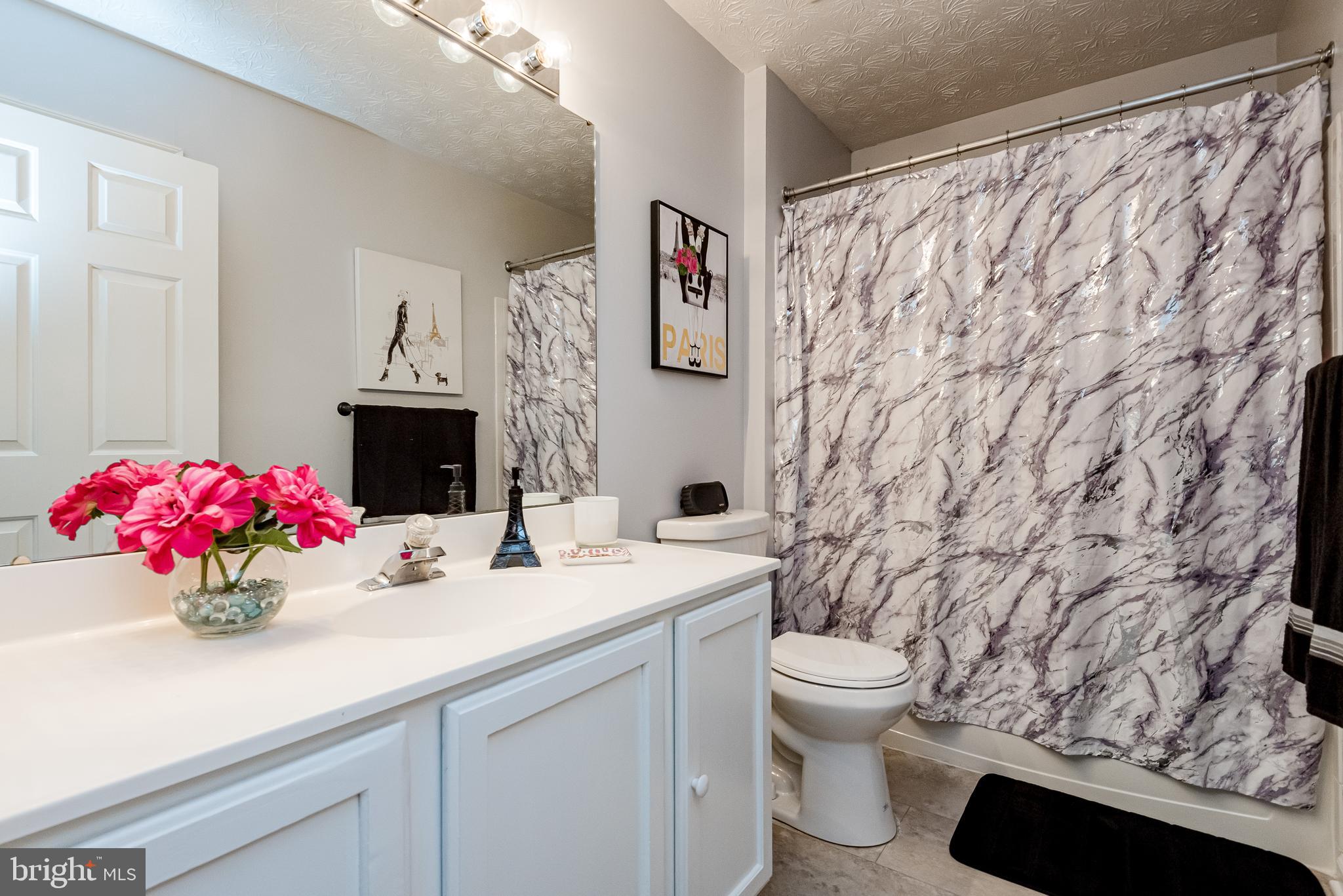 FARMINGTON VILLAGE - Residential