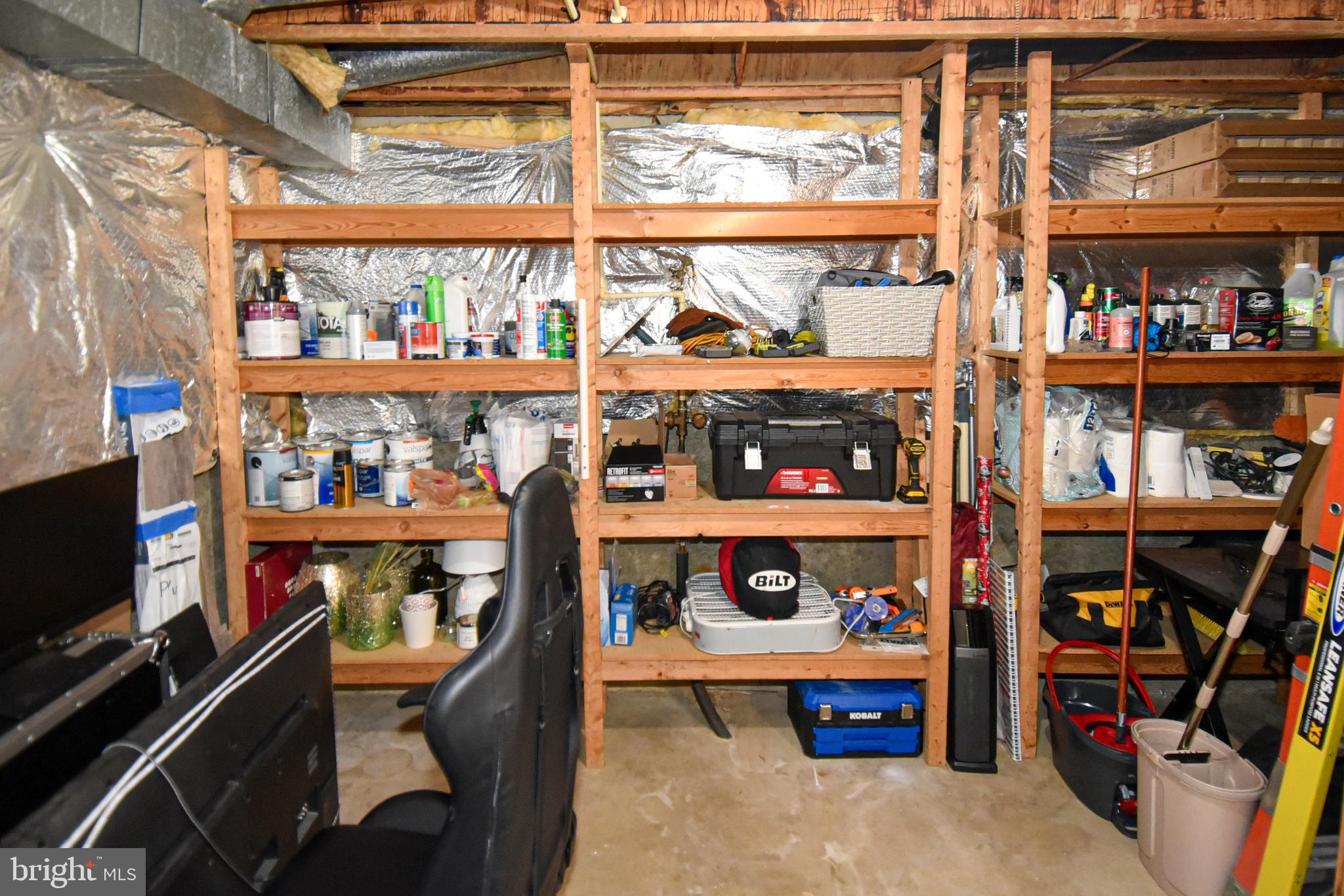 GROVETON WOODS - Residential