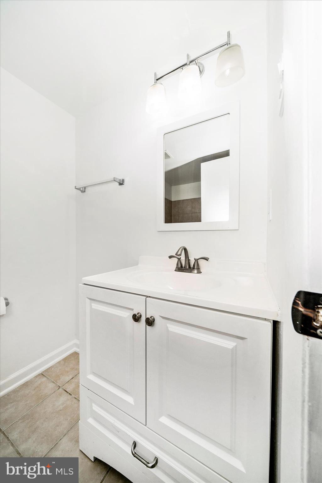 BETHESDA PARK - Residential