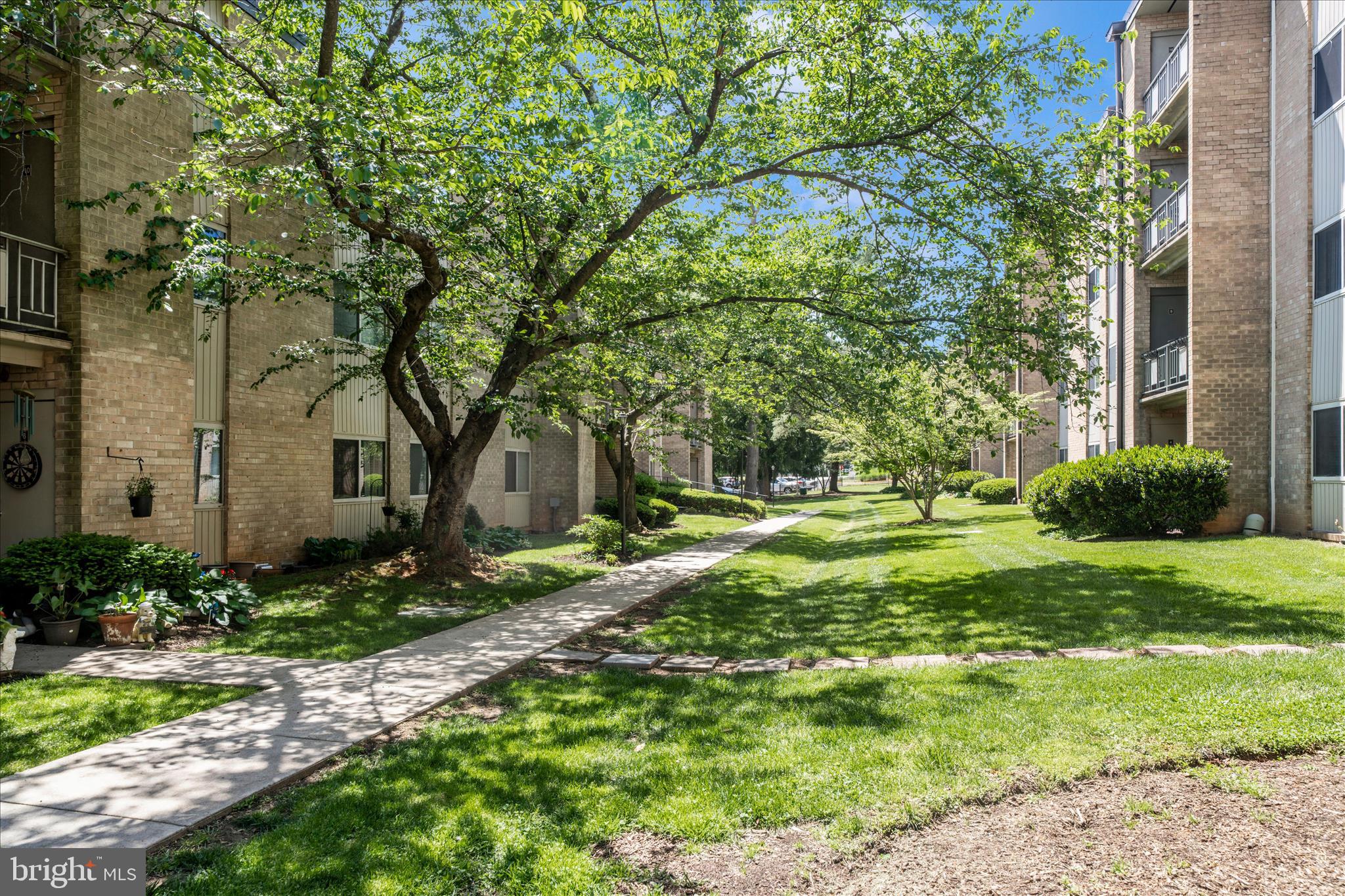 BETHESDA PARK - Residential