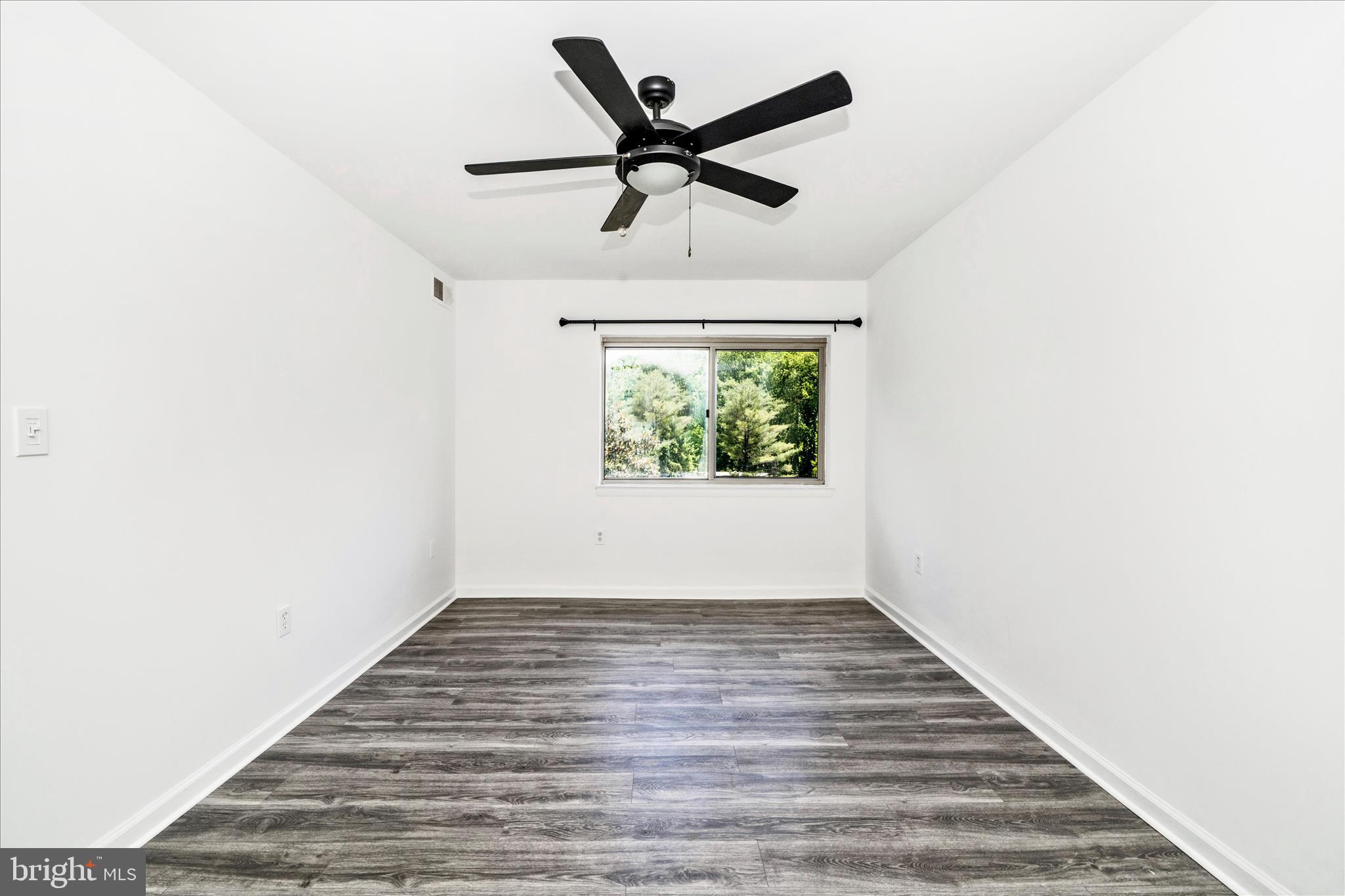 BETHESDA PARK - Residential