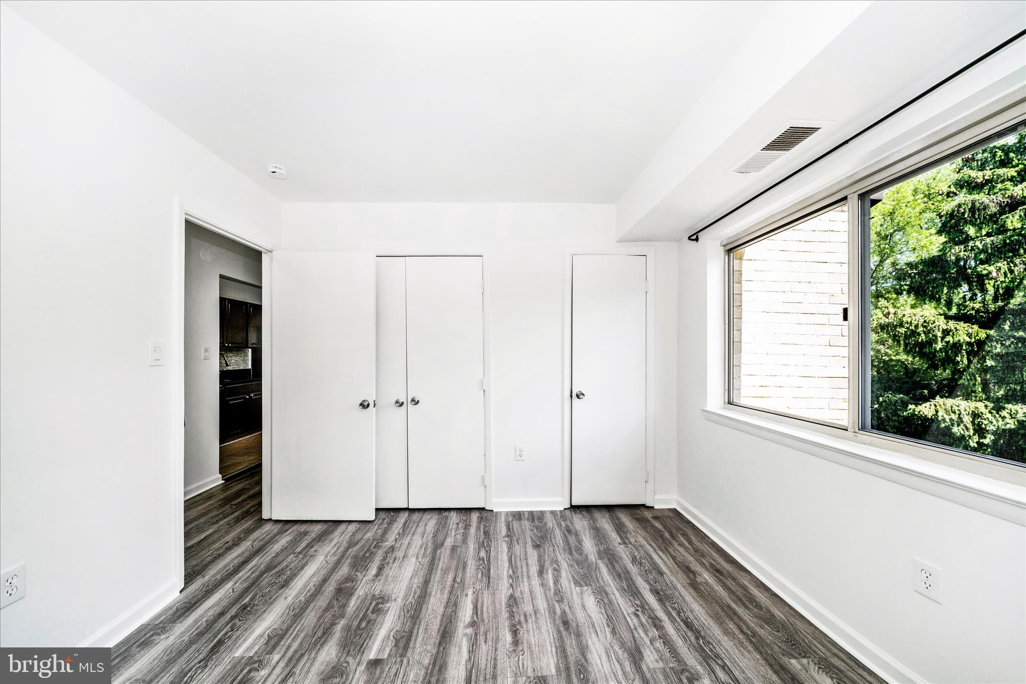 BETHESDA PARK - Residential
