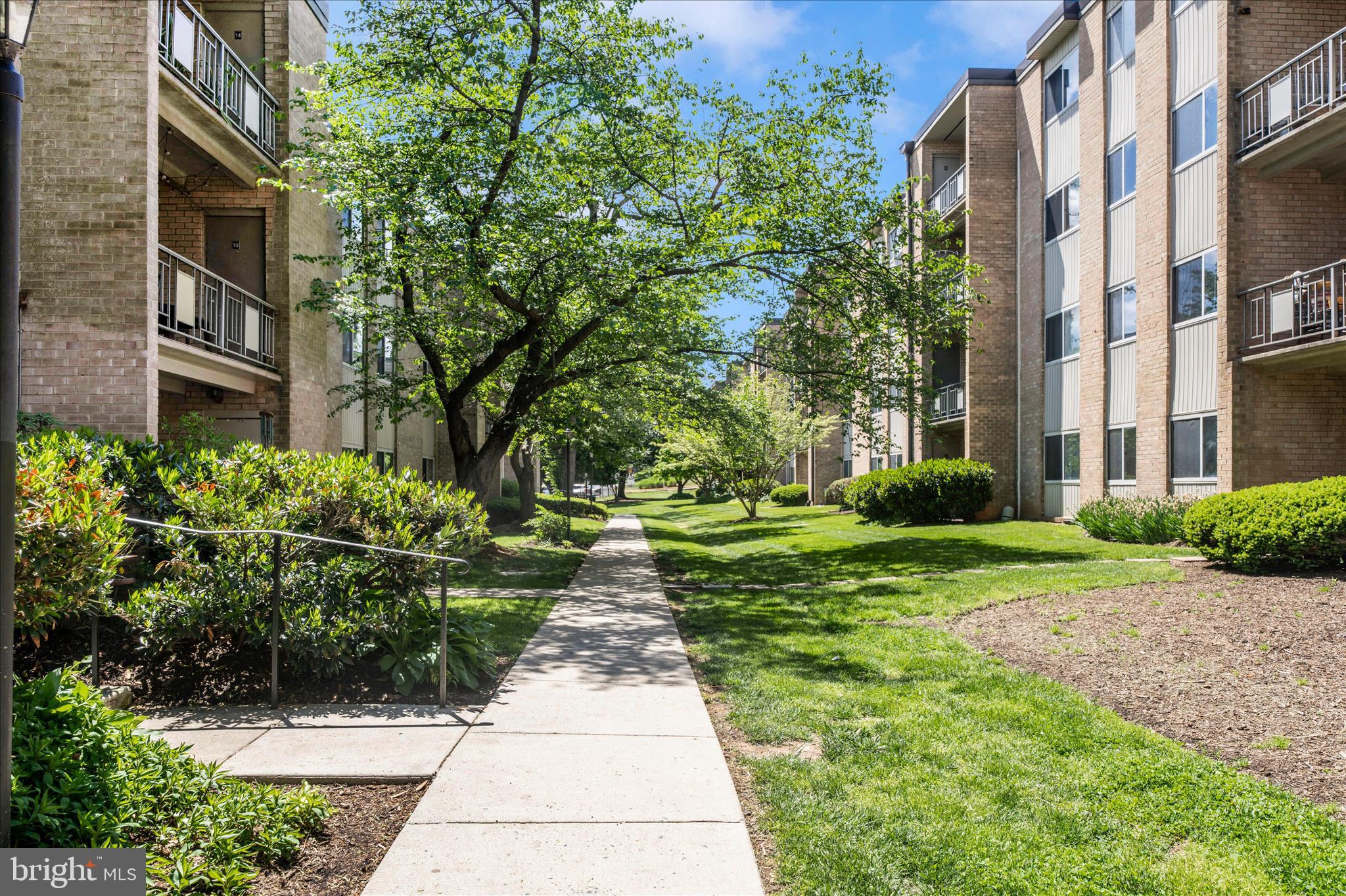 BETHESDA PARK - Residential