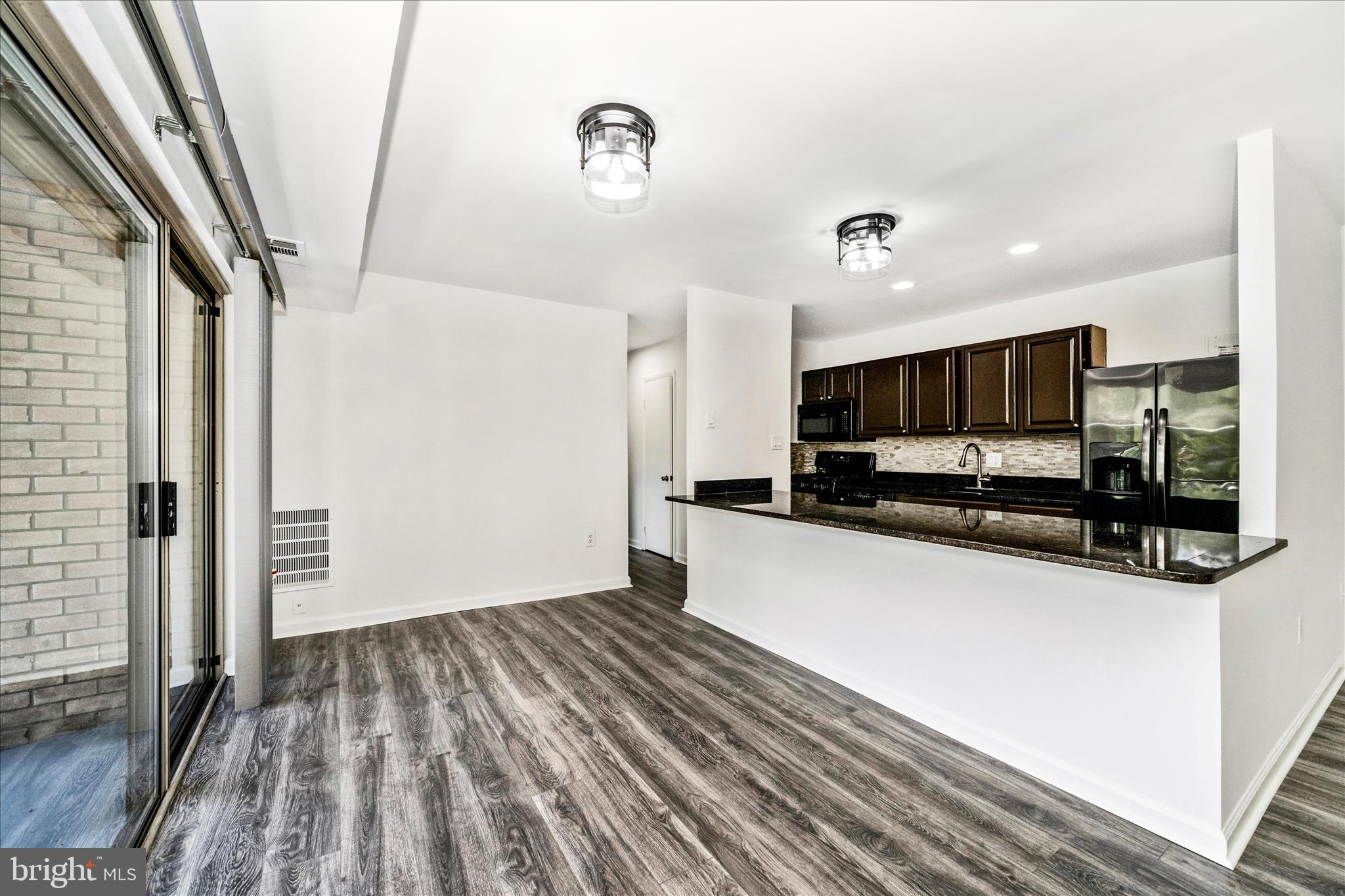 BETHESDA PARK - Residential