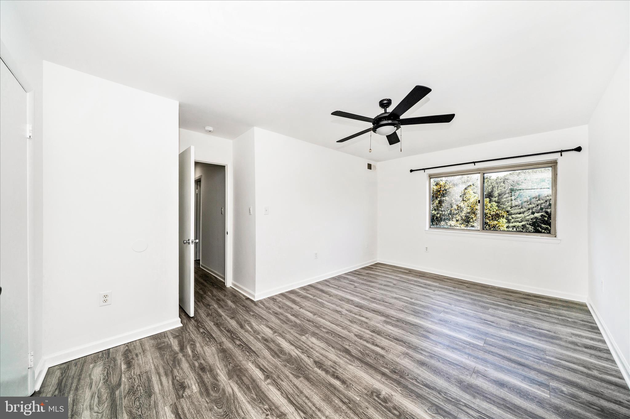 BETHESDA PARK - Residential