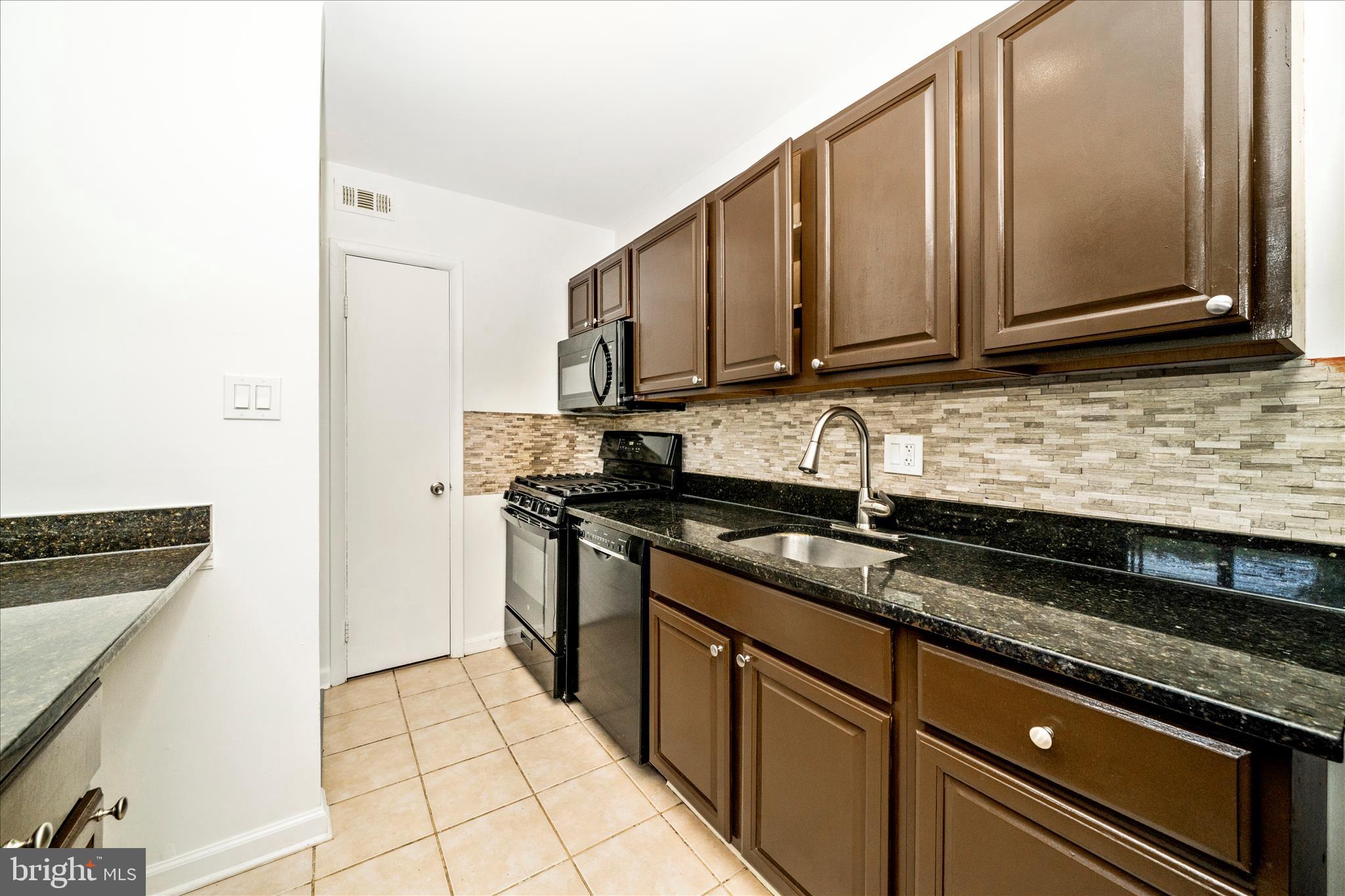 BETHESDA PARK - Residential