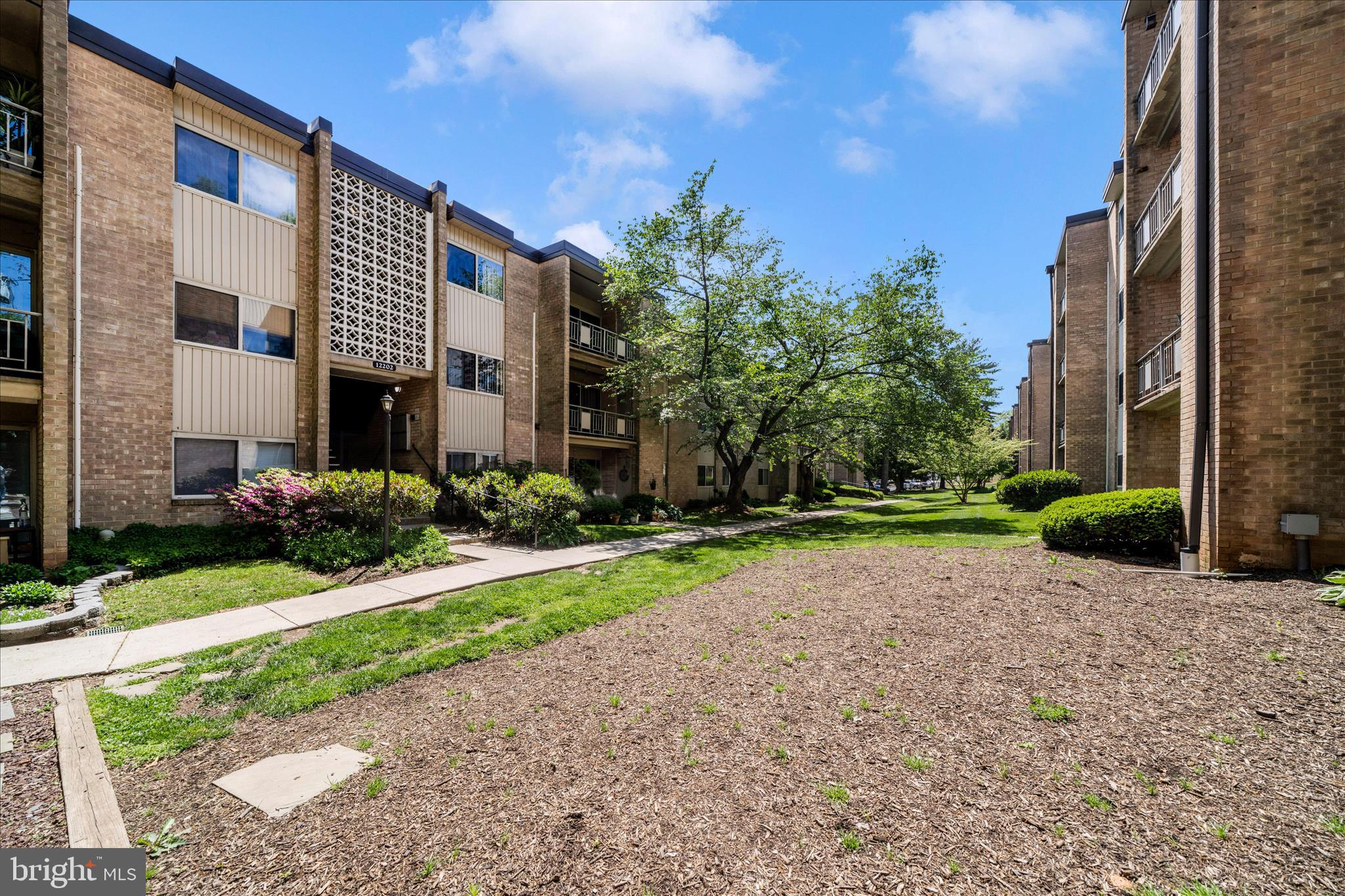 BETHESDA PARK - Residential