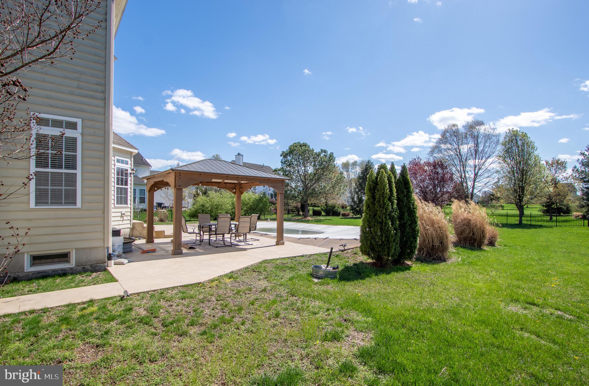 ESTATES AT ST ANNE - Residential