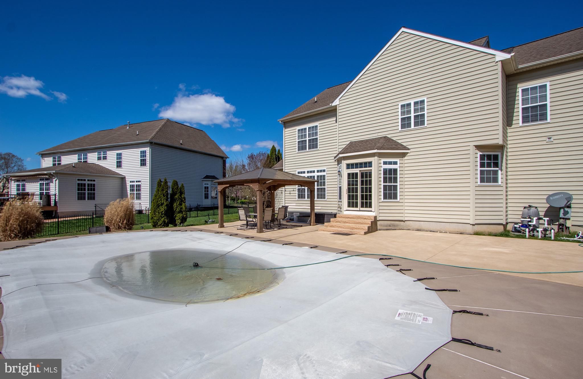 ESTATES AT ST ANNE - Residential